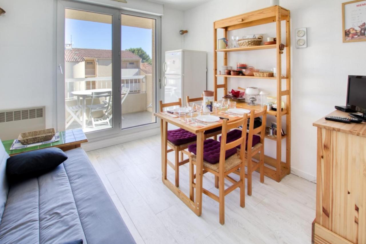 Charming Apartment In Residence With Swimming Pool Sanary-sur-Mer Eksteriør billede