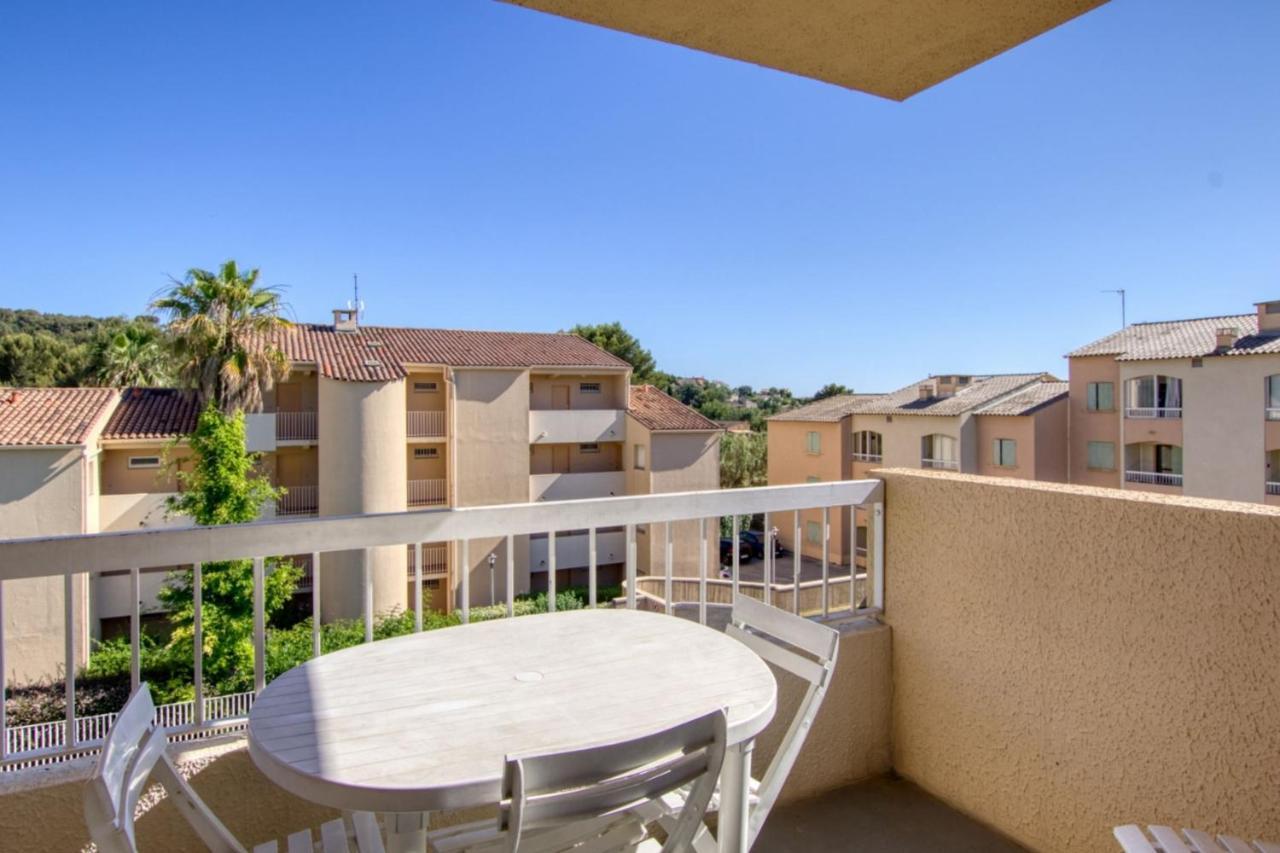 Charming Apartment In Residence With Swimming Pool Sanary-sur-Mer Eksteriør billede
